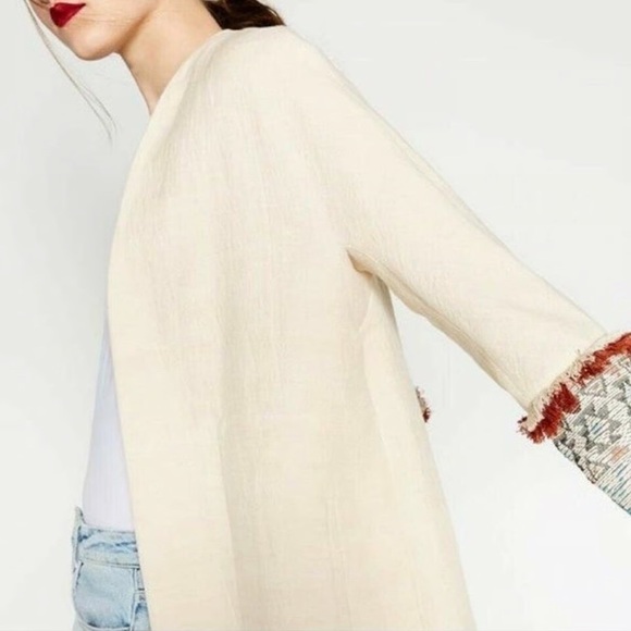 ZARA Cream Coat with Patterned and Fringe Cuffs - Picture 2 of 8